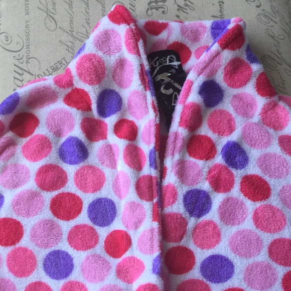 💜 Valentine’s Day Ruffle Robe💗 - Picture 3 of 8